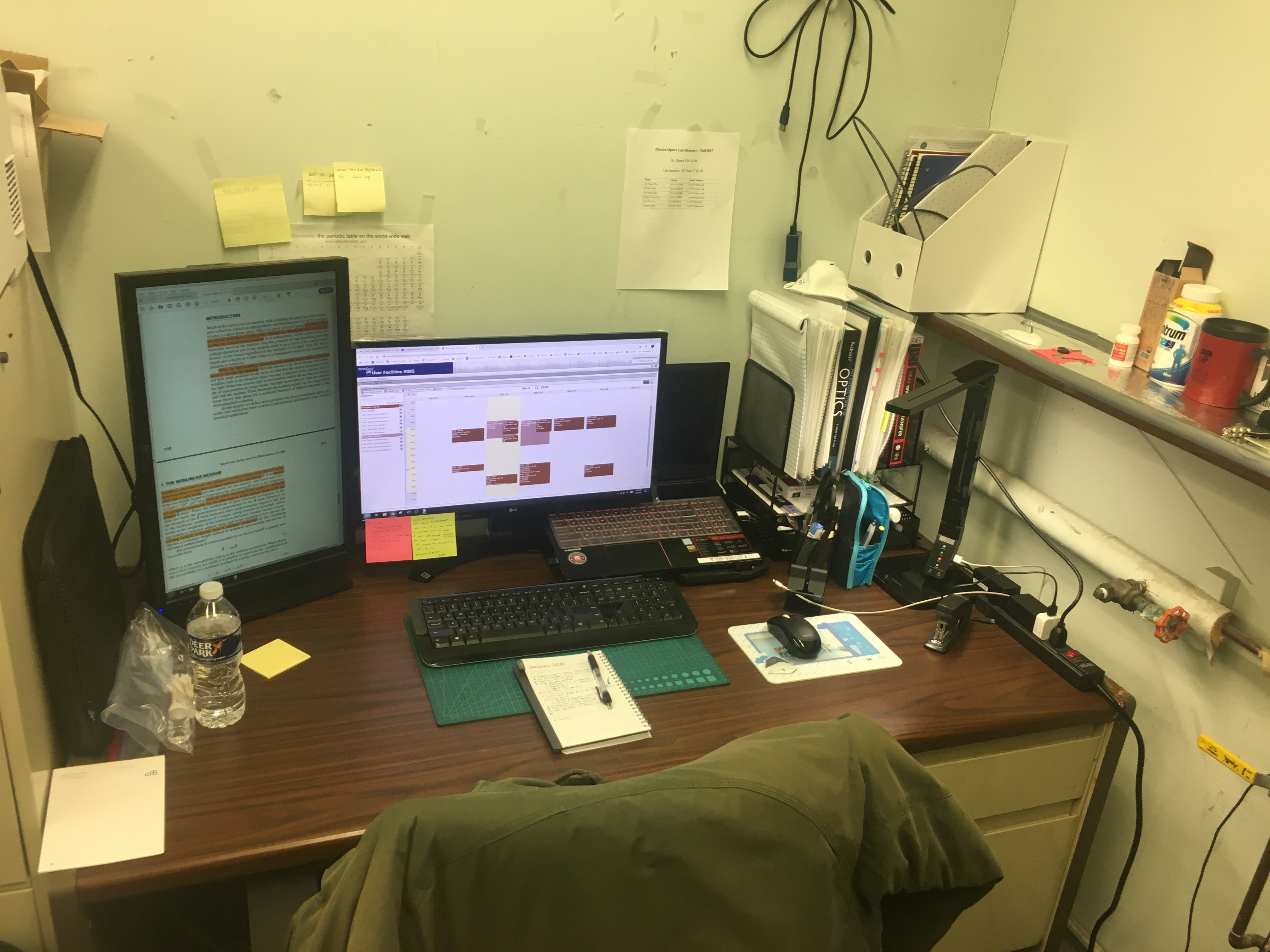 Yungoo's desk for his Ph.D. candidate years